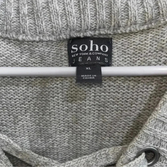 Soho jeans womens sweater sz xlg gray in color - Picture 2 of 5